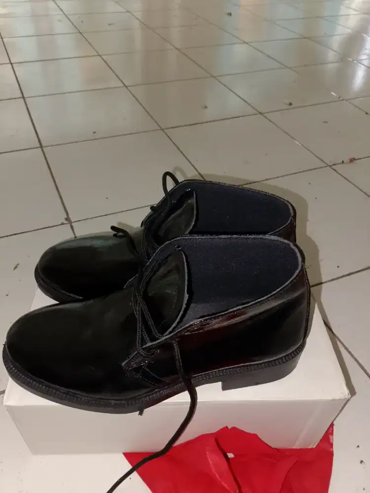 SEPATU PDH TNI POLRI