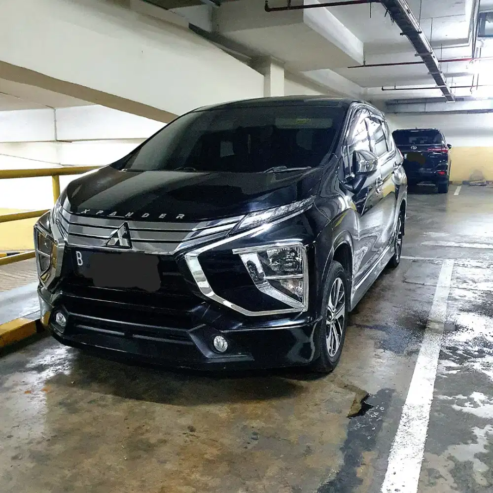 Km 46 rb ! Mitsubishi xpander ultimate 2018 AT limited