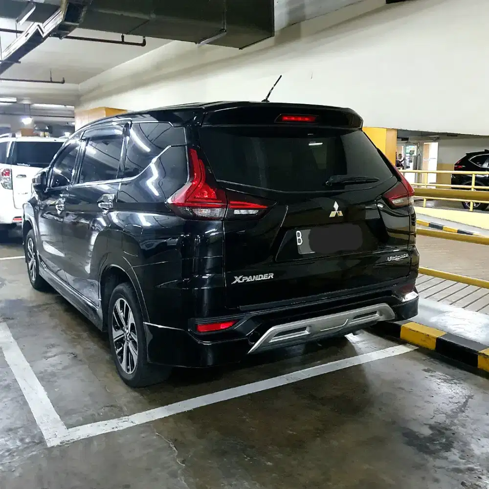 Km 46 rb ! Mitsubishi xpander ultimate 2018 AT limited