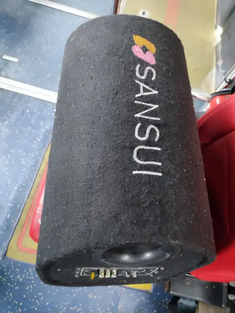 Speaker aktif subwoofer mobil 10 Sansui
