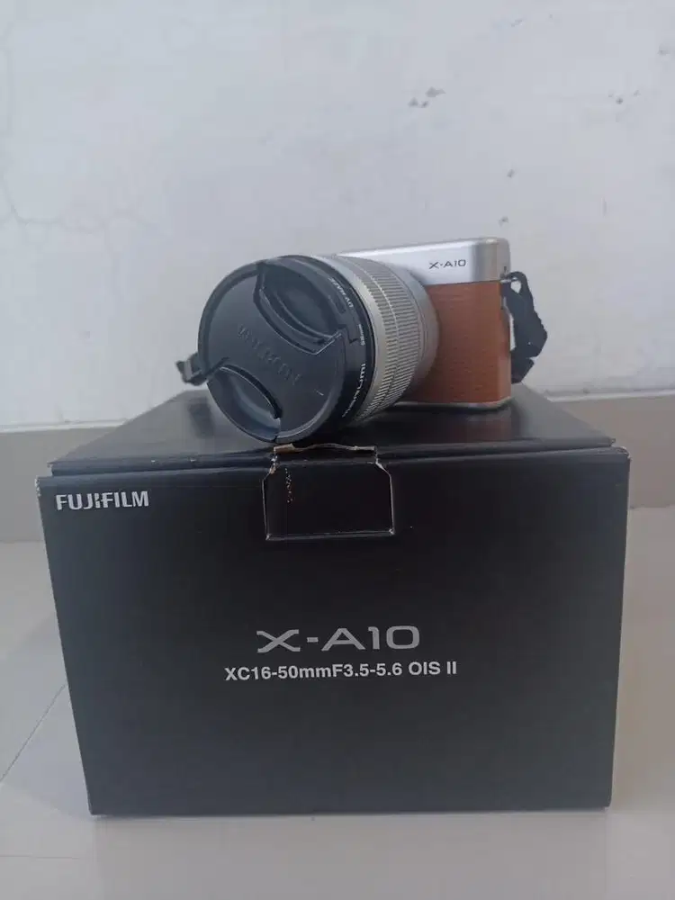 FUJIFILM XA-10 BEKAS