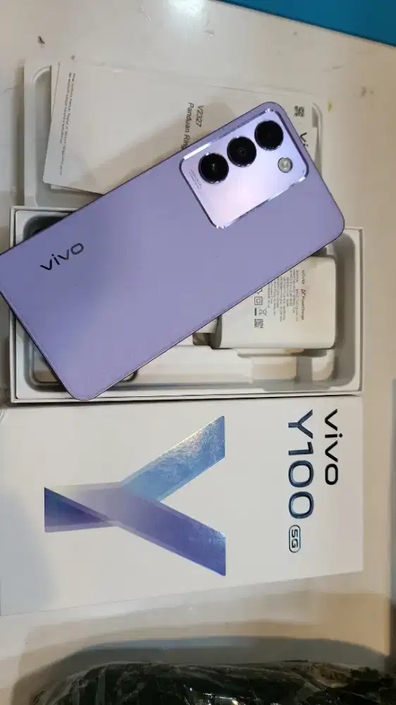 Vivo V100 5G 8/128 GB