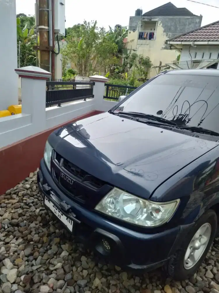 For sale Isuzu Panther
