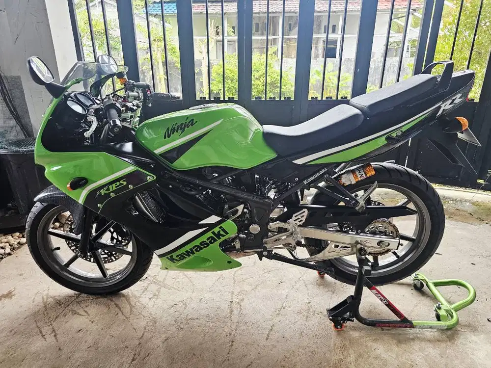 Kawasaki Ninja RR