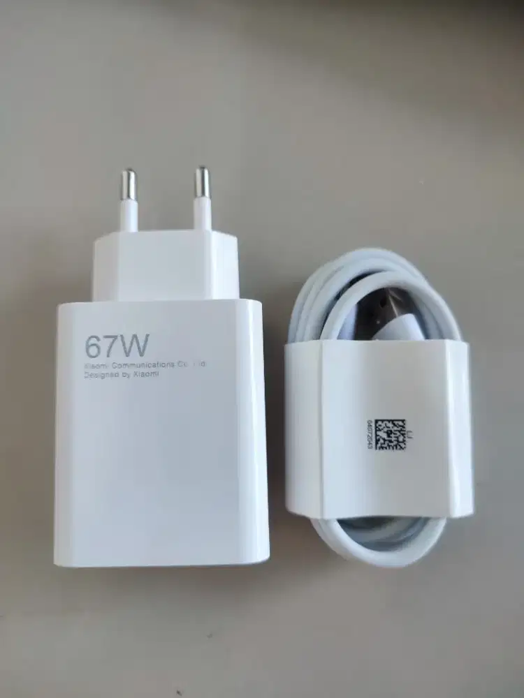 Carger Bawaan Xiaomi 67 Watt