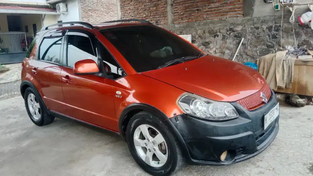 Suzuki x-Over 2010 manual