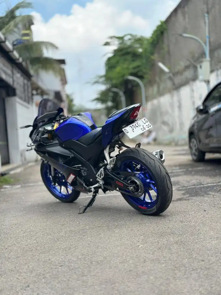 R 15 V3 kaya baru