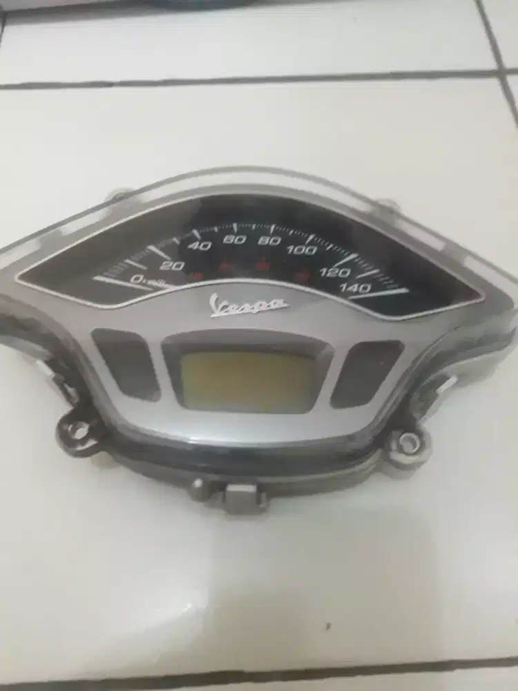 Di jual speedometer vespa matik