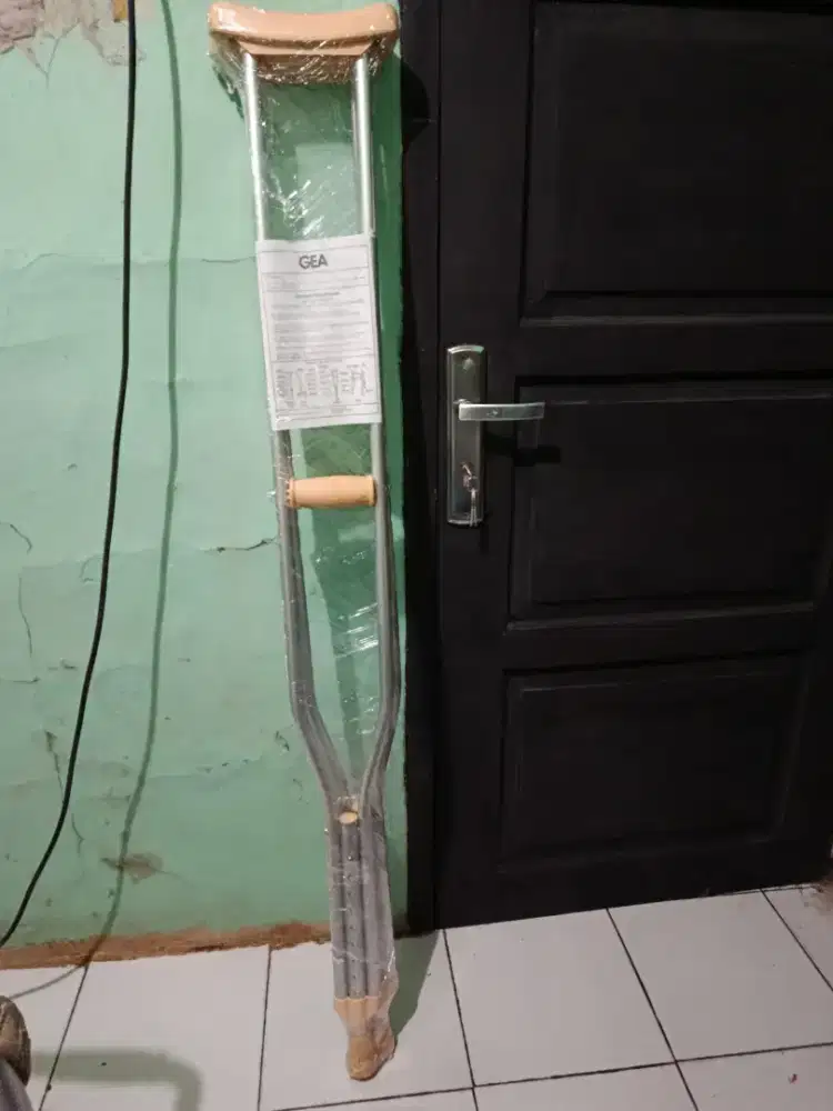 Tongkat Bantu Jalan merk GEA