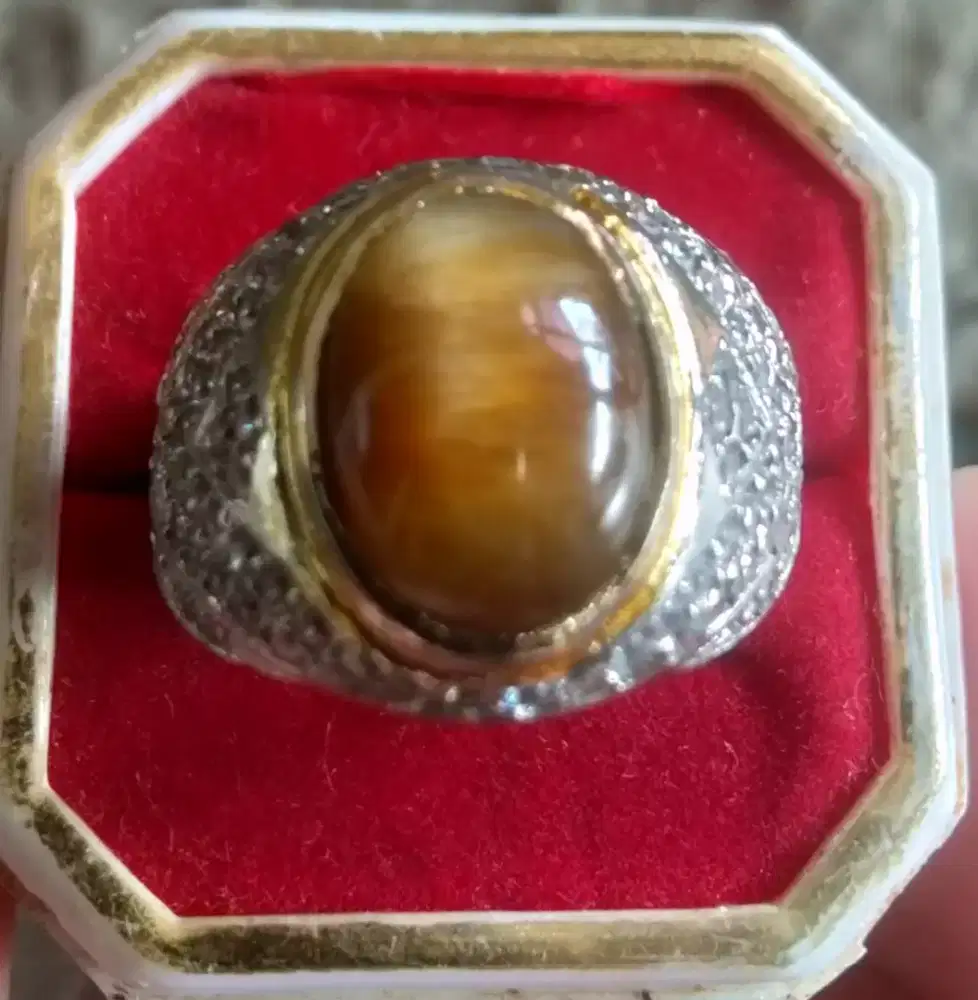 Batu Golden Tiger eye