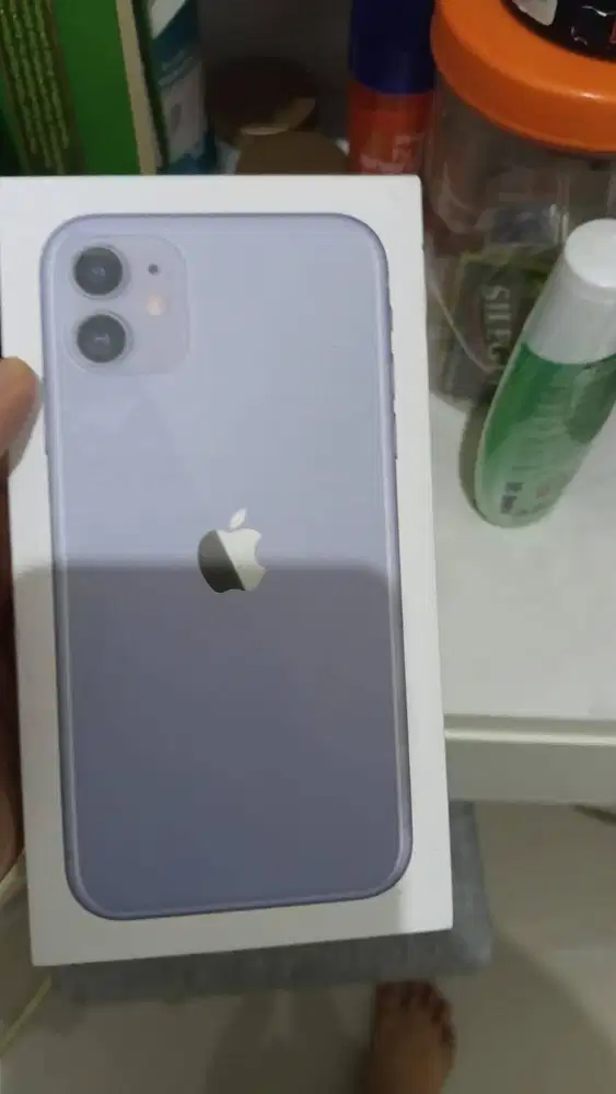 iphone 11, 64 purple