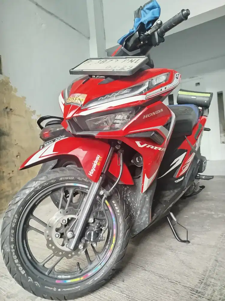 Vario CBS 125 cc