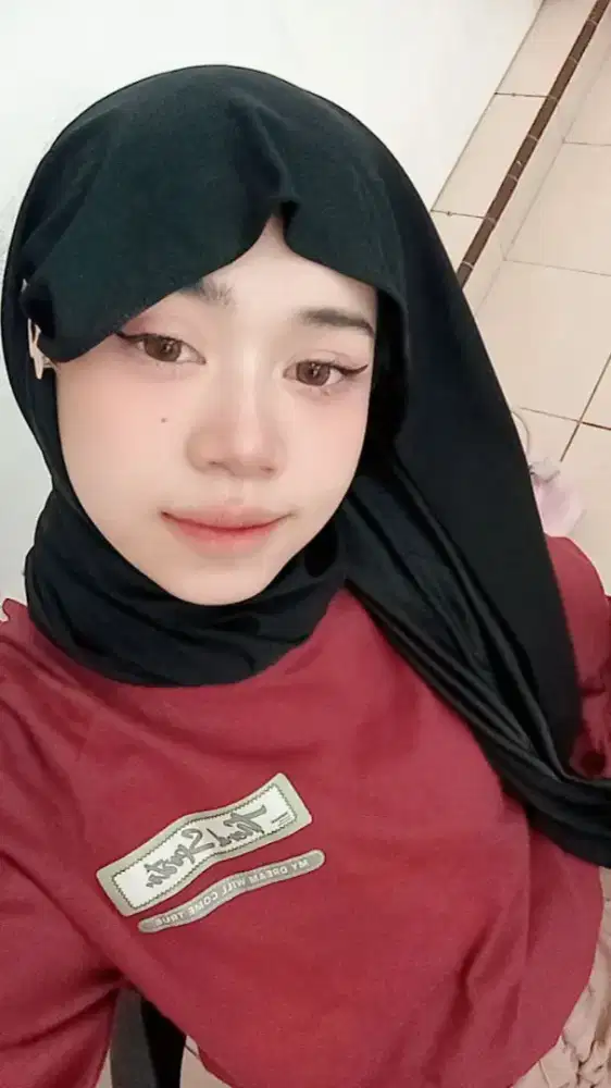 Cari lowongan pekerjaan host live streaming