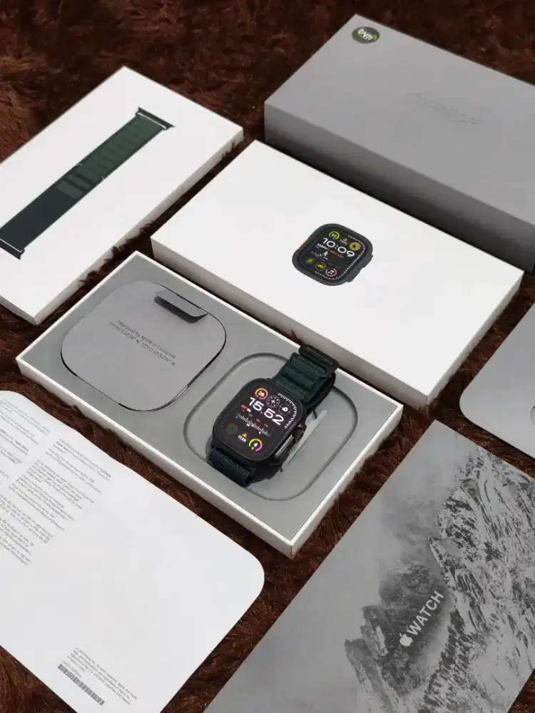 Apple Watch Ultra 2 49mm iBox Like New - Black Titanium