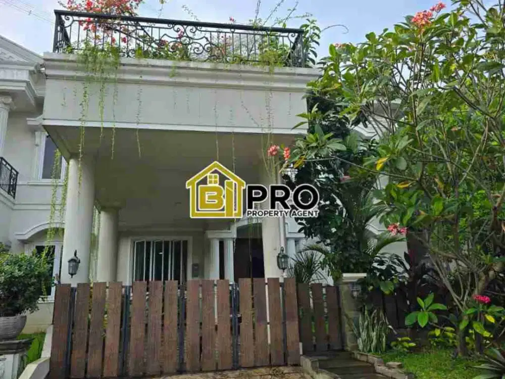 rumah mewah full renov di jual di legenda wisata