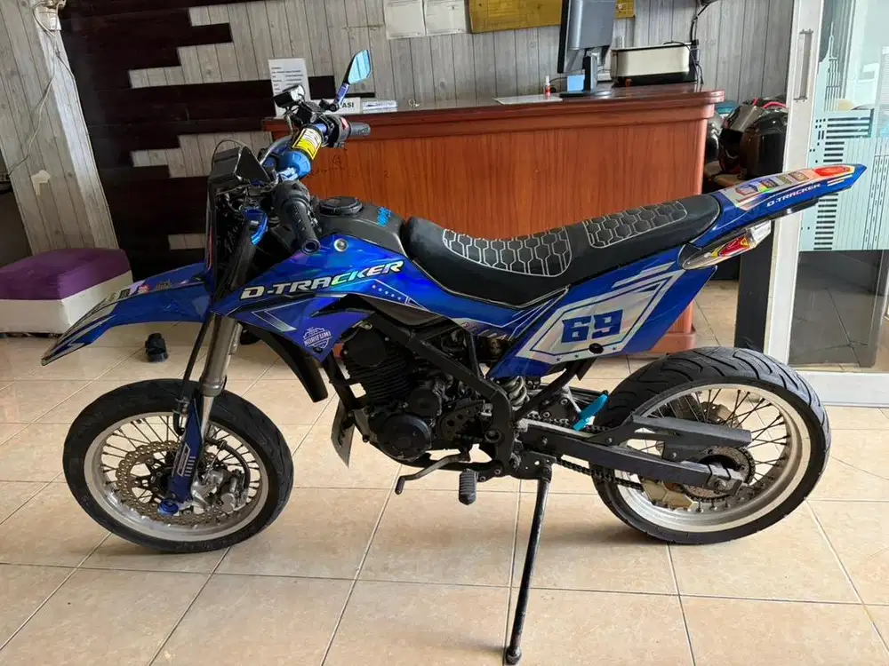 Kawasaki KLX TAHUN 2017