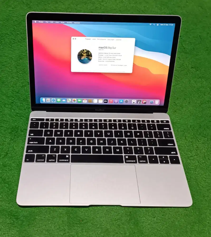 Apple Macbook Retina 2015 12inch M 8/512 Silver Murah