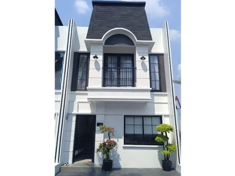 Hanya 2 KM Dari Pintu Tol Cimanggis! NEMPEL JALAN RAYA UTAMA! READY!