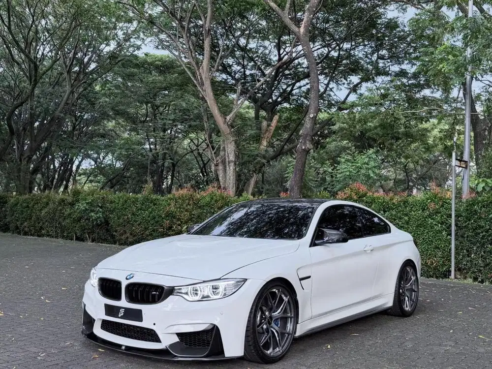 Low ODO! BMW M4 Coupe F82 2015 M2 M3 Cayman
