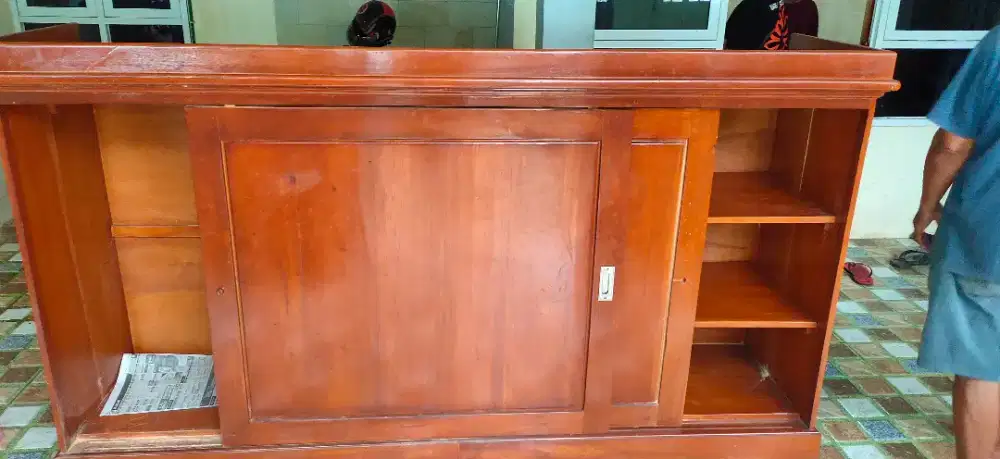Lemari Kayu like new