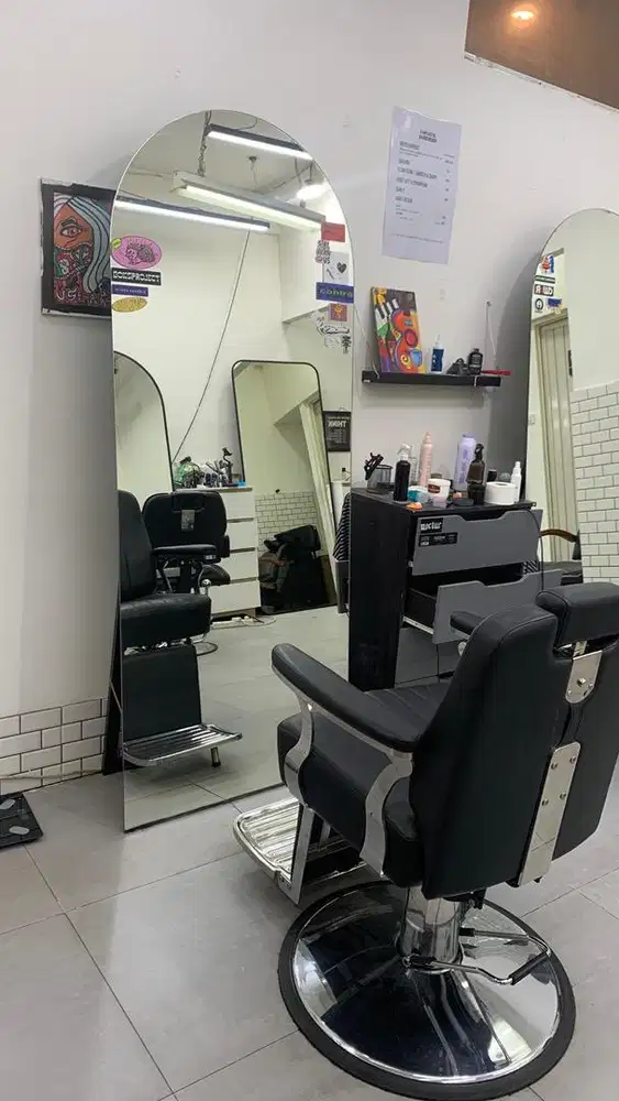 Di jual atau oper kontrak barbershop