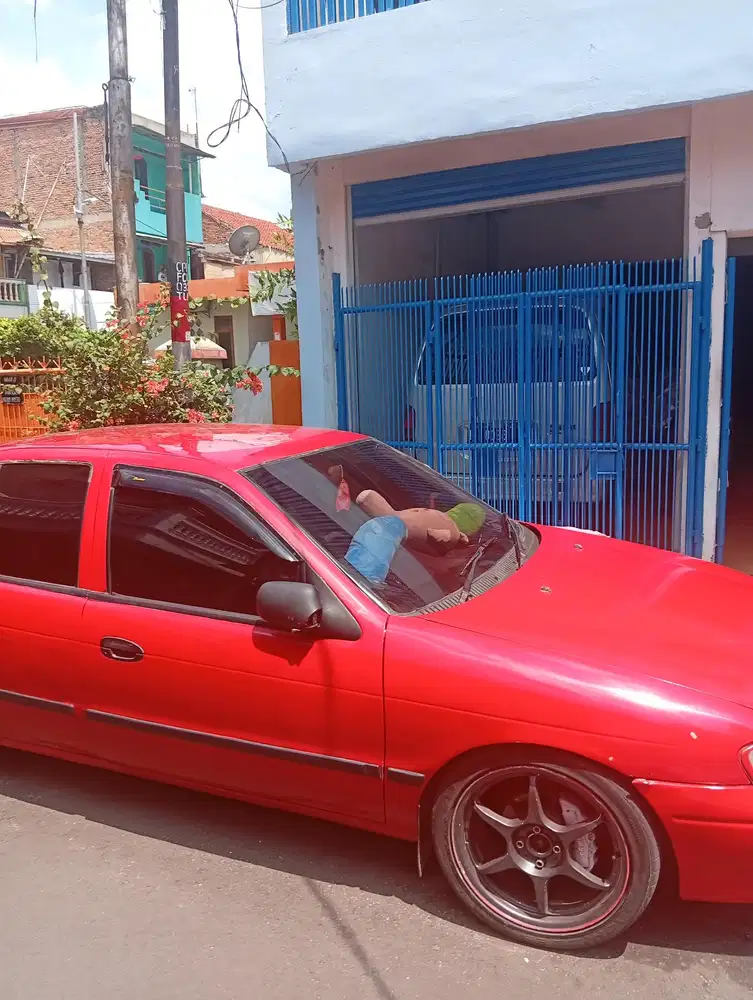 Timor DOHC 2000 Bensin