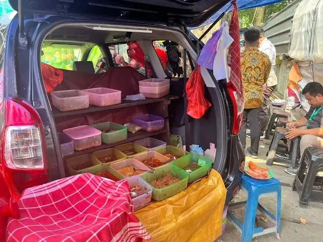 dicari karyawan yang biasa masak warteg