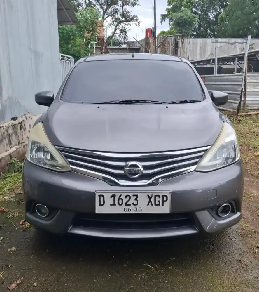Livina 1.5 SV Matic 2014