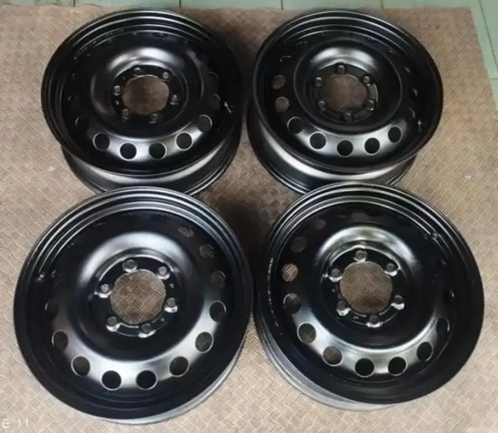 Velg Kaleng Ori Hilux Revo R17 Fortuner Hiace Ranger Everest Pajero