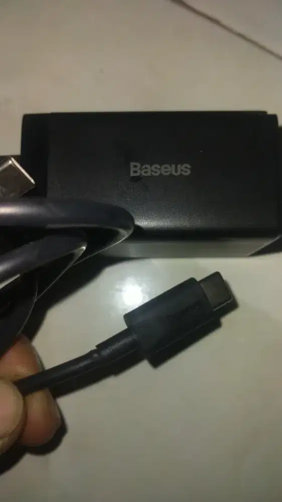 Charger baseus type c, 65 Watt 3 port USB kabel 100 Watt.