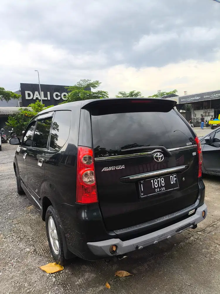 Toyota Avanza 2011 Bensin