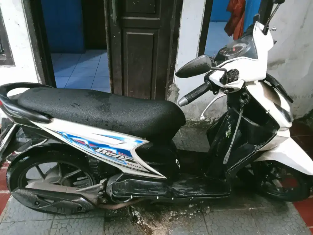JUAL MOTOR BEAT KARBU 2011