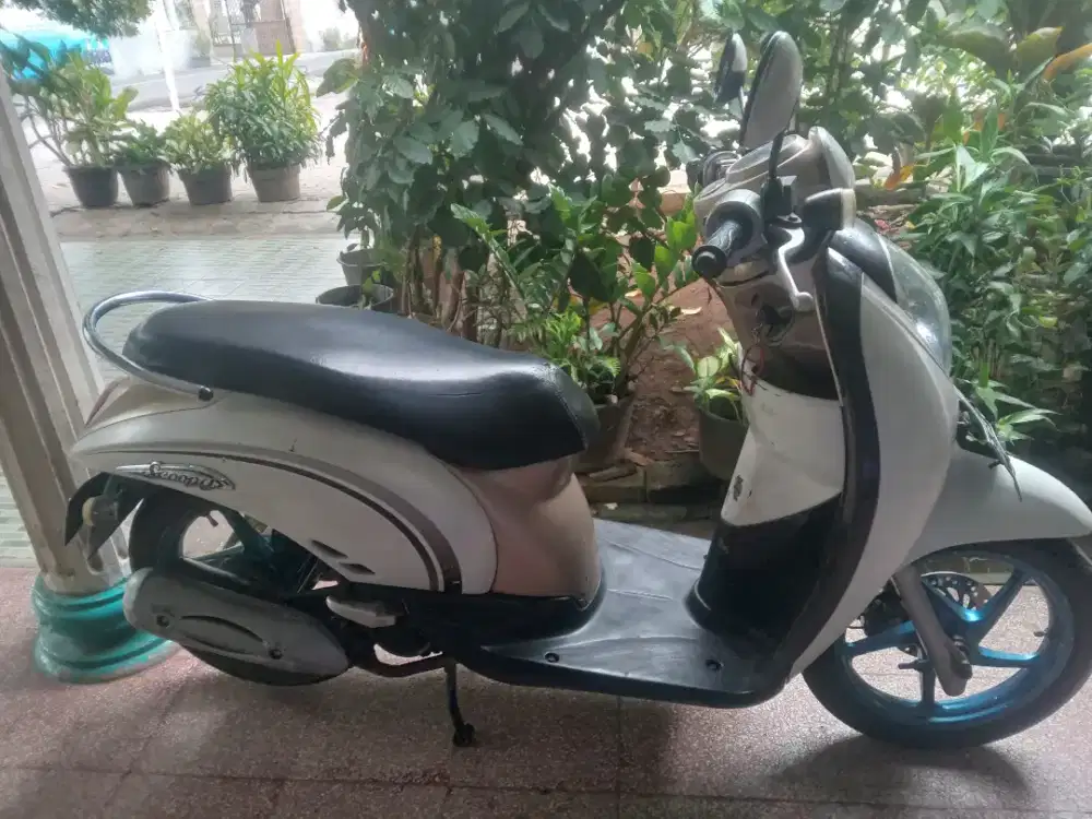 Scoopy carbu old 2011