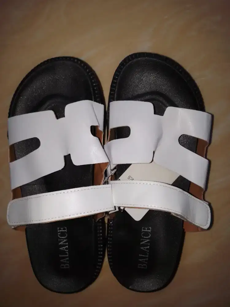 Sandal ala² Herme