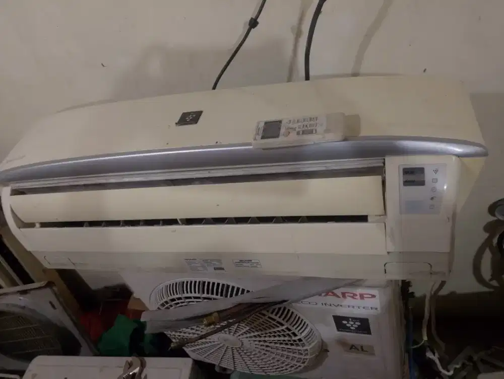 AC Sharp inverter 1 pk