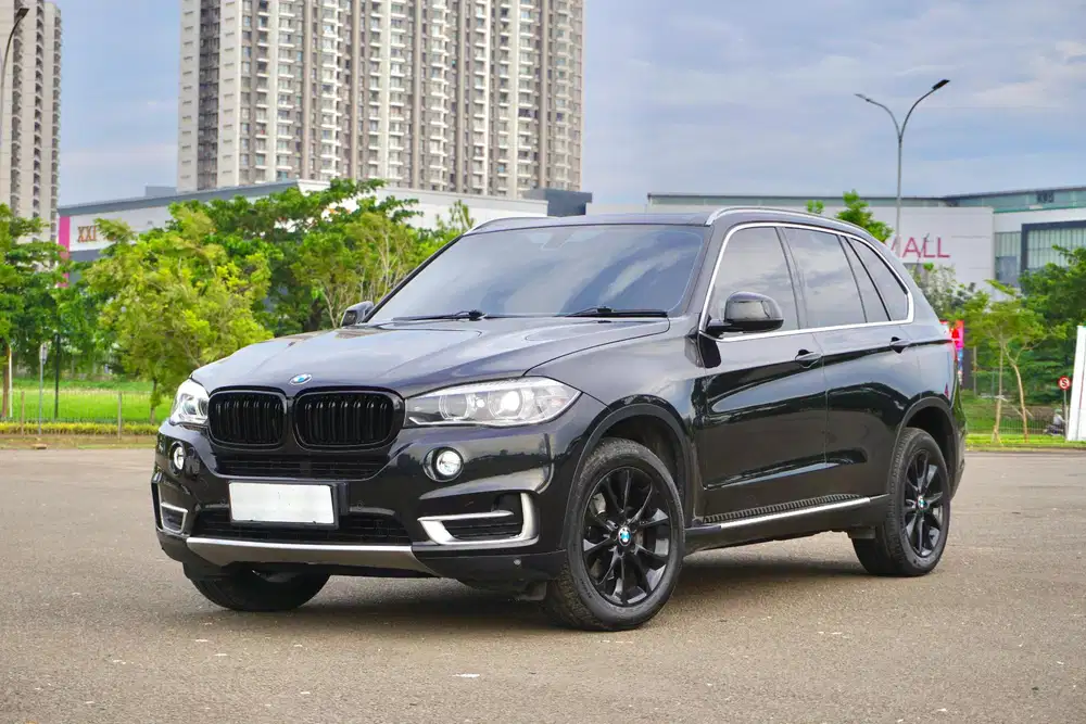 BMW X5 F15 
xDrive35i xLine N55 2017