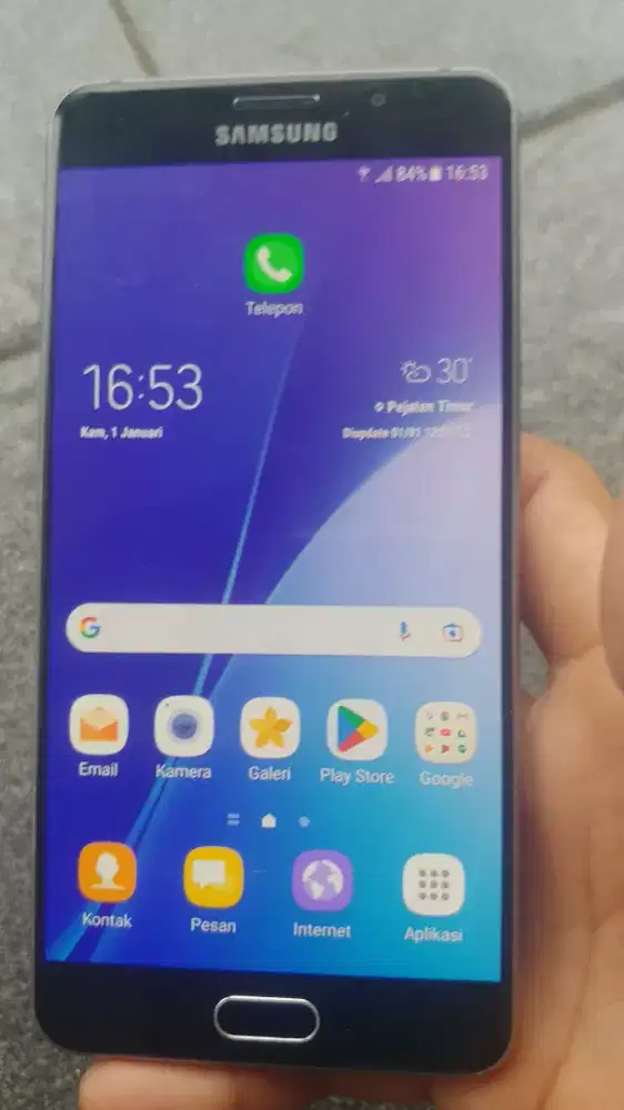 Samsung Galaxy A7 - second