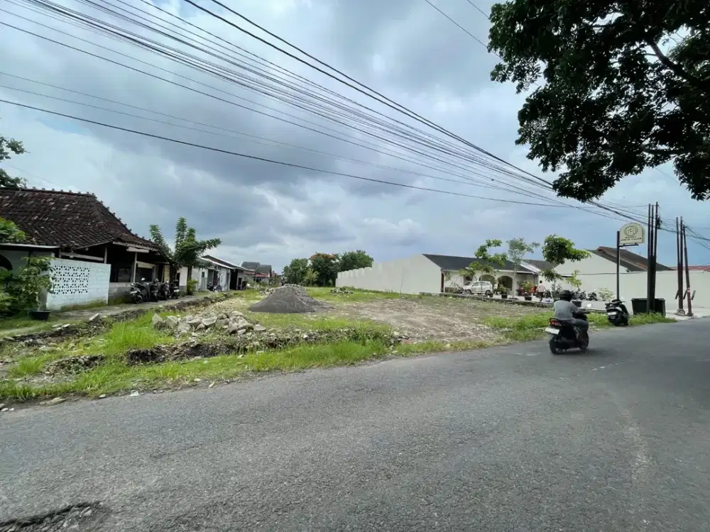 Dijual tanah istimewa dan startegis di palagan sudah pondasi SHM Pekarangan cocok untuk villa, tempat usaha, coffe shop