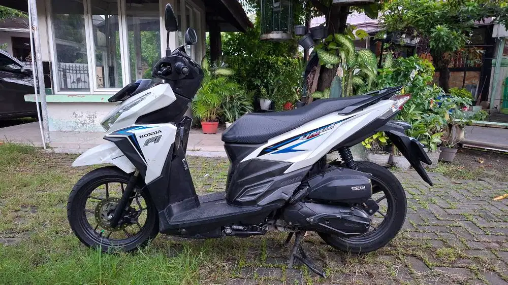 Vario 125 Led Gen 2 Putih