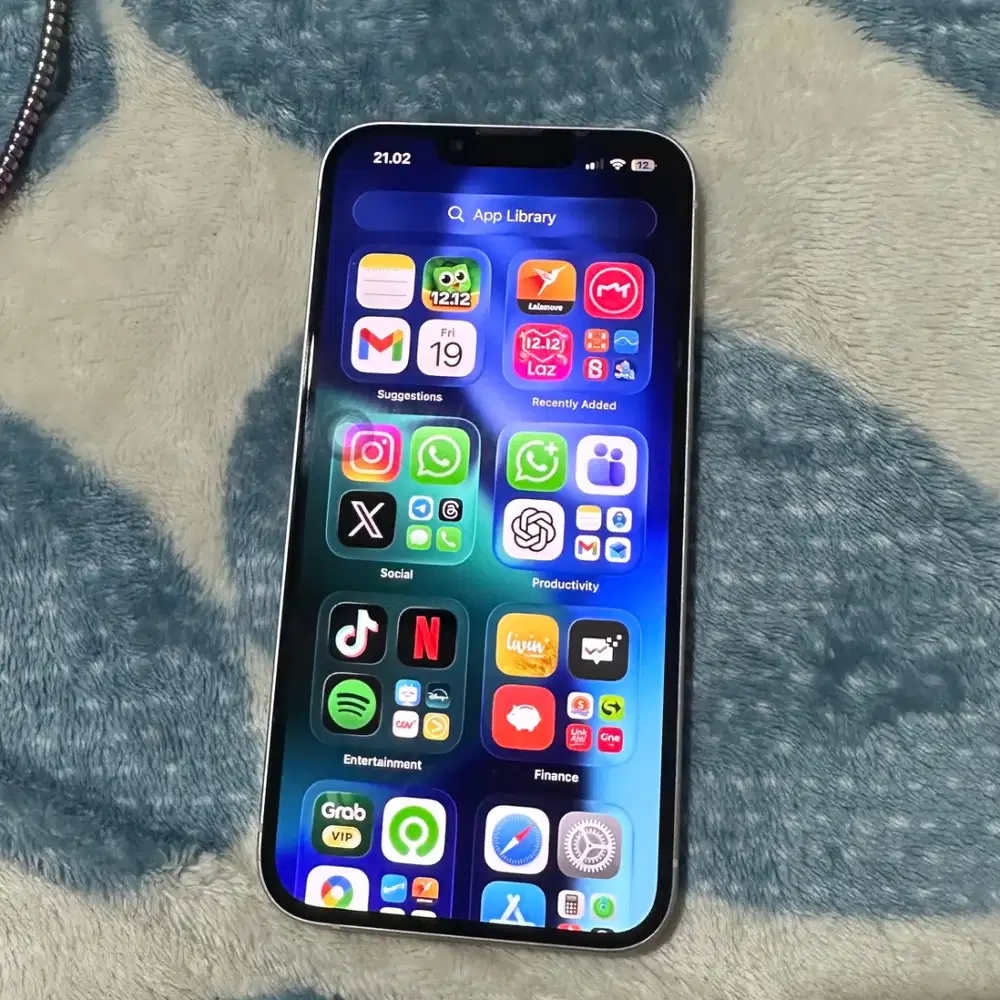 Ex iBox iPhone 13 128GB White (Please read description)