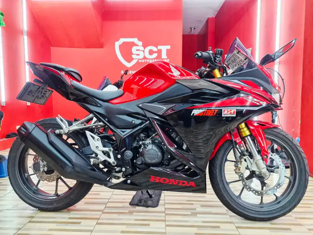 JualCpt90%LikeNew KM3Rb PjkApr26 HONDA CBR 150 ABS 2023 MERAH