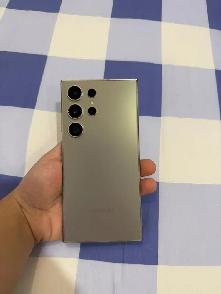 Handphone Samsung S24 ultra 256