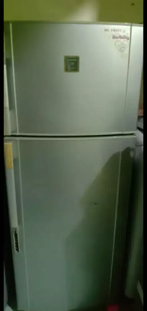 Jual kulkas Sharp 2 pintu