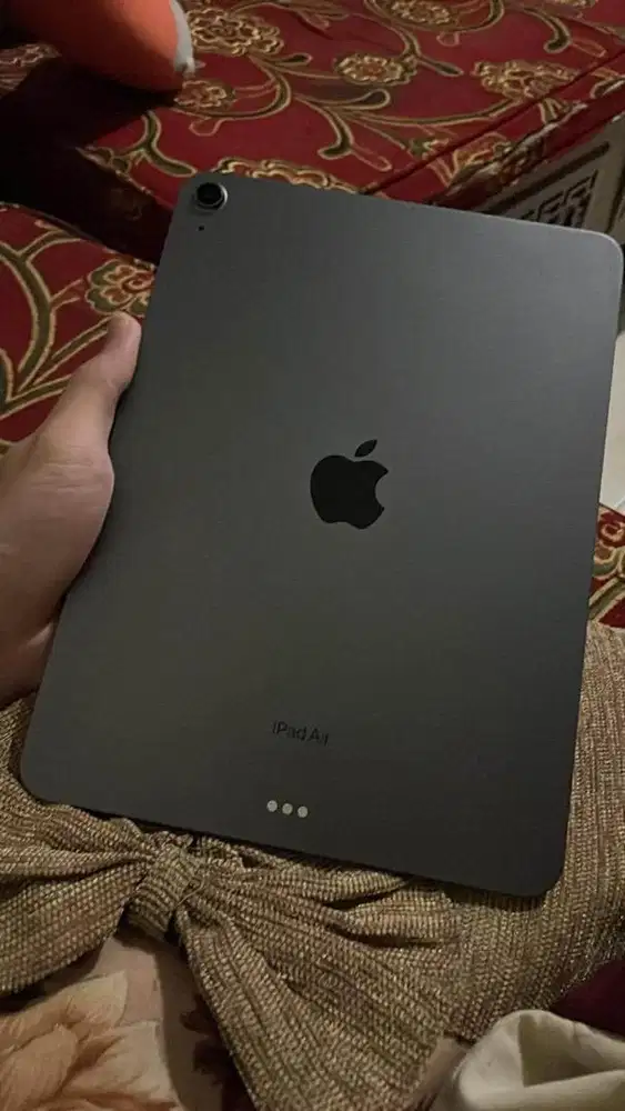 JUAL IPAD AIR M1 free apple pencil