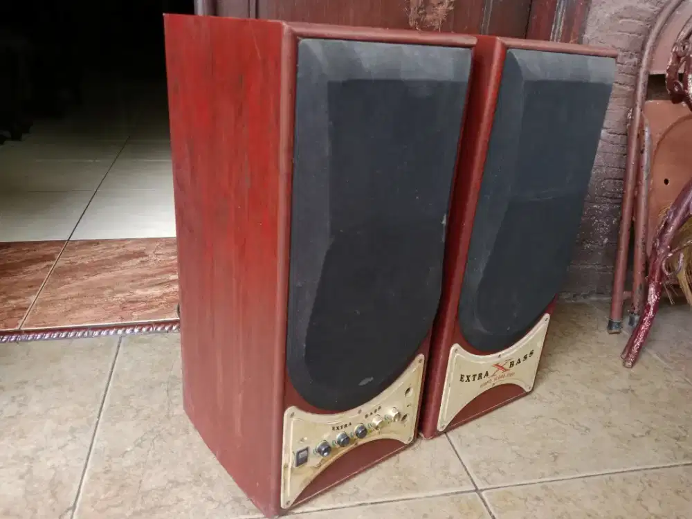 Speaker aktif sepasang warna coklat