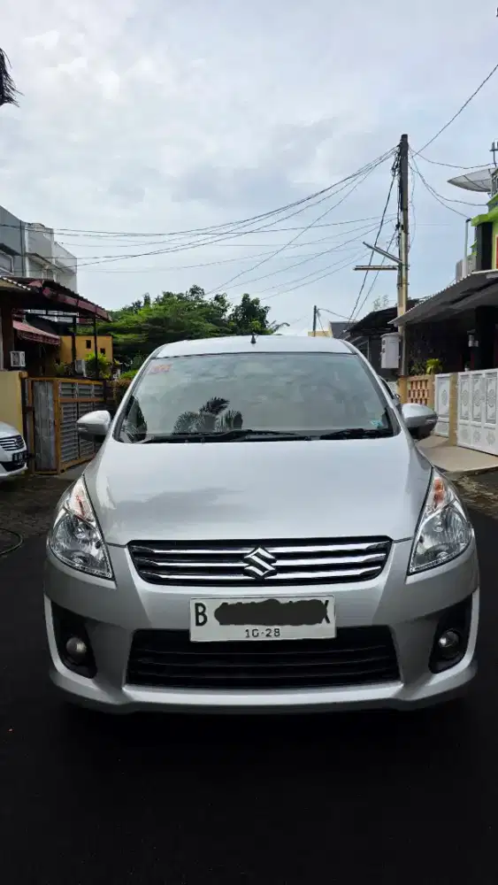 DIJUAL ERTIGA GX MT 2013