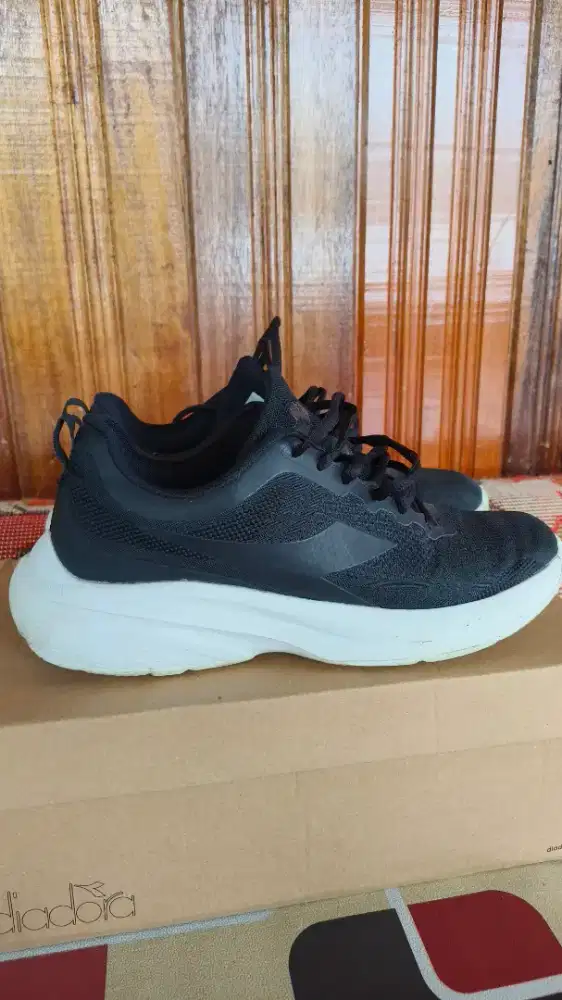 Jual Sepatu Diadora Original