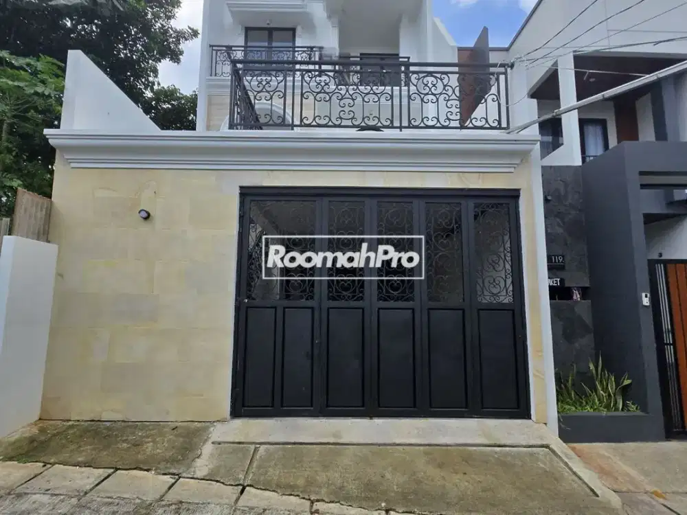 Rumah Baru American Classic with private pool Jagakarsa Jakarta Selatan