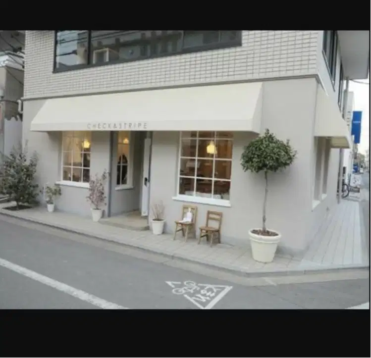 kanopi awning warna putih untuk cafe dan rumah gratis survei