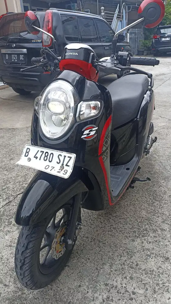 Honda Scoopy donuts tahun 2019.